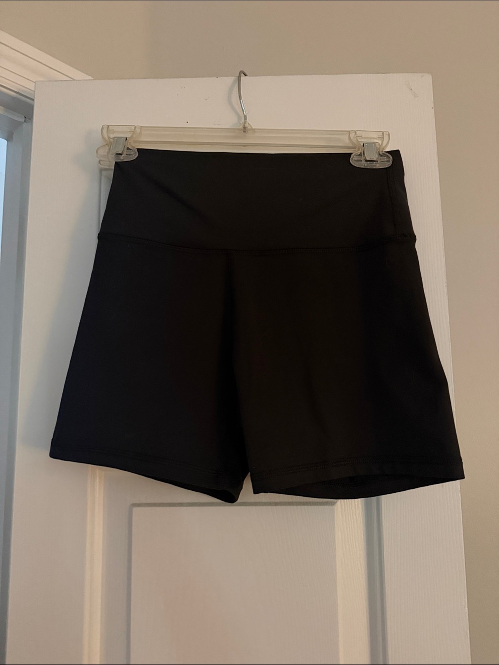 OFFLINE by Aerie The Hugger High Waisted 5in Bike Shorts